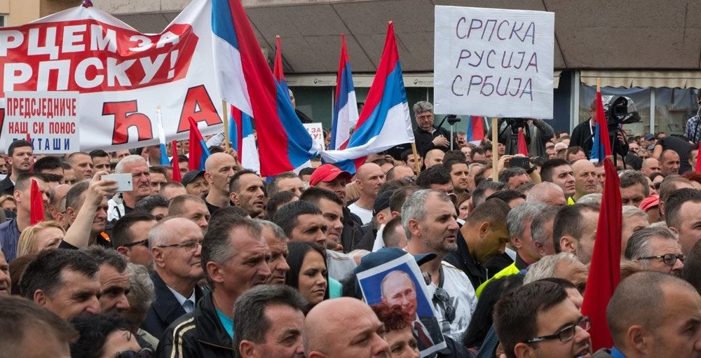 Οι Βόσνιοι θέλουν να καταργήσουν το όνομα της σερβικής οντότητας – Δημοκρατία Σρπσκα: «Προκαλούν τεχνητή κρίση» – «Επικίνδυνες οι συνέπειες»